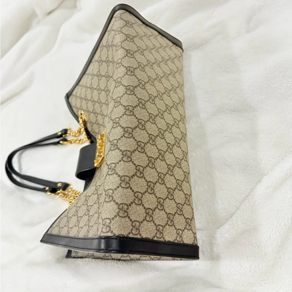 Elegant Designer Beige and Black Tote Bag - Picture 3 of 14